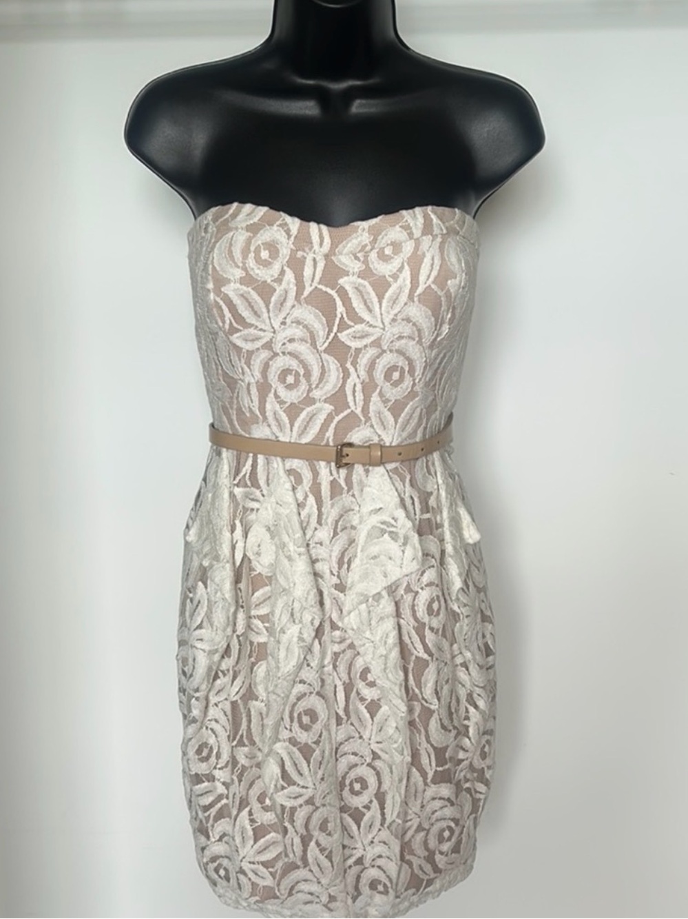 JESSICA SIMPSON Ivory Lace Strapless Mini Dress Size 6 Bridal Shower Cocktail
